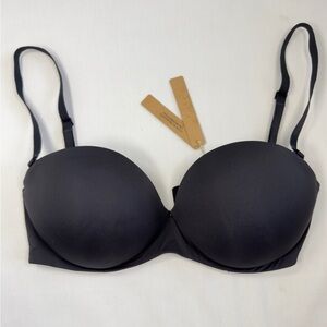 SKIMS Ultimate Push up Strapless Bra 34D